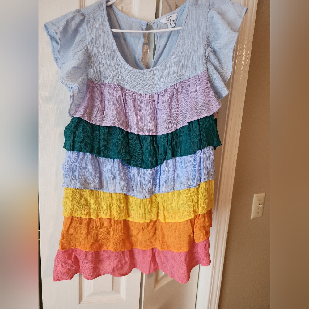 Crown and Ivy Ruffle top